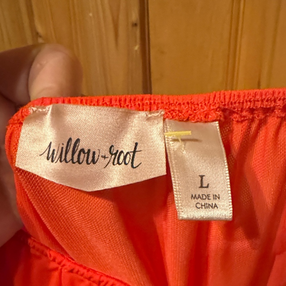 Chic Coral Women's Blouse - Picture 2 of 4